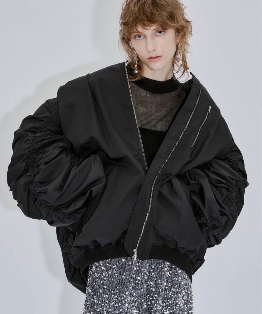 ボリュームスリーブ オーバーサイズジャケット ブラック