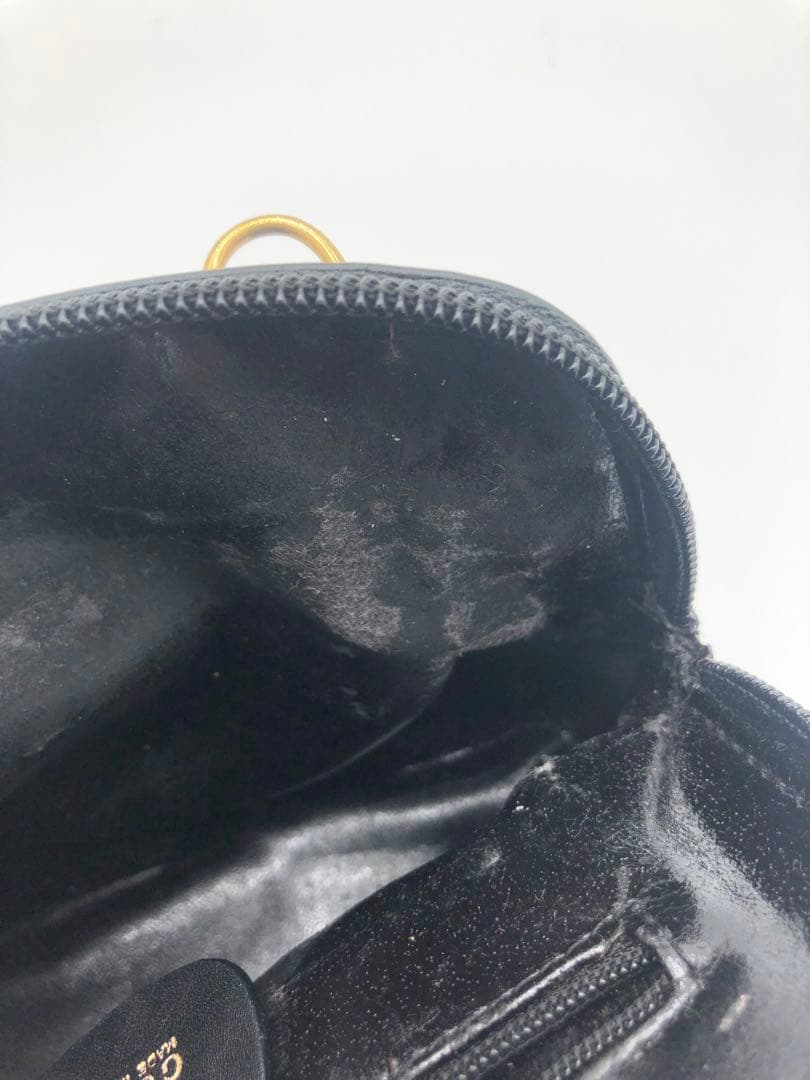 【訳あり】GUCCIグッチブラックハンドバッグ バンブーハンドル付き