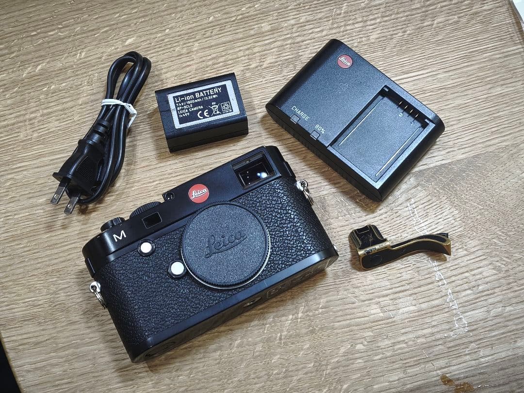leica m typ240 ブラックペイント　サムレスト付き
