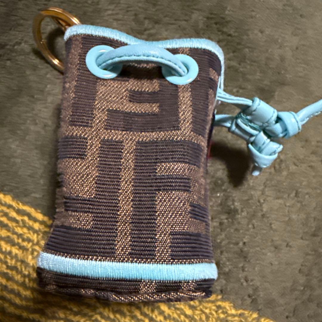 FENDI フェンディ ズッカ、モントレゾール キーホルダー バック型チャーム