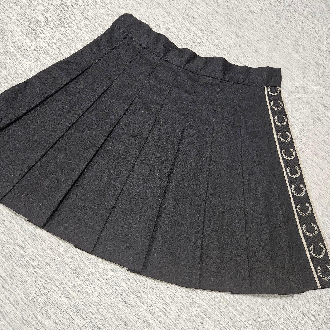 【小島】FRED PERRY × BEAMS プリーツスカート ミニ丈 黒