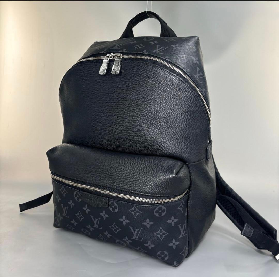 ルイヴィトン タイガラマ ディスカバリーバックパック ノワール