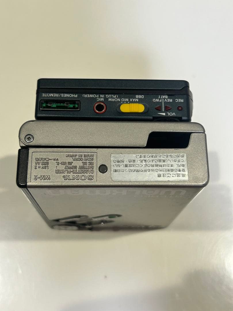 ポータブルプレーヤー Sony Walkman WM-R707&WM2