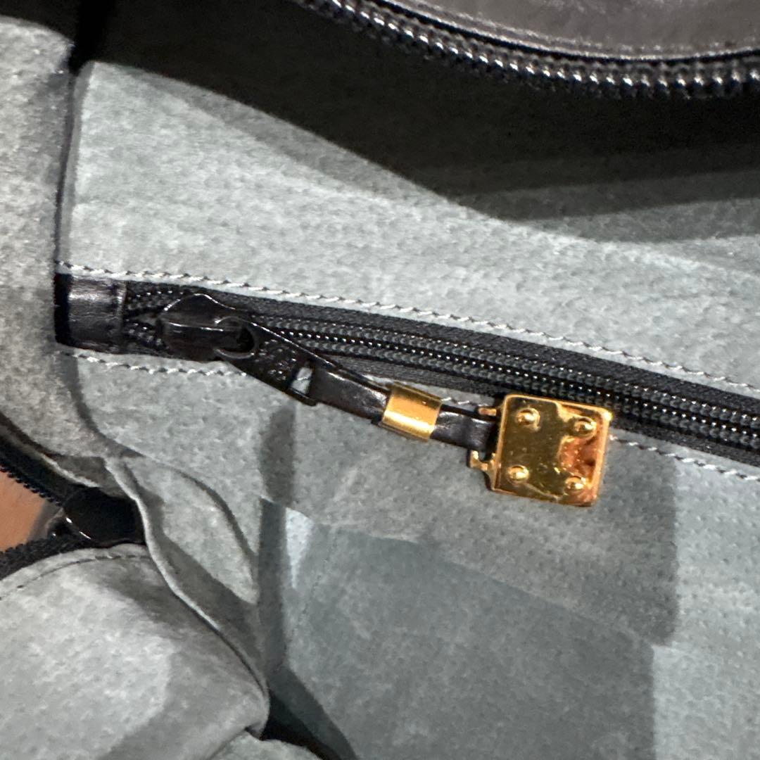 ロエベ アマソナ50レザーボストンバッグ ブラック