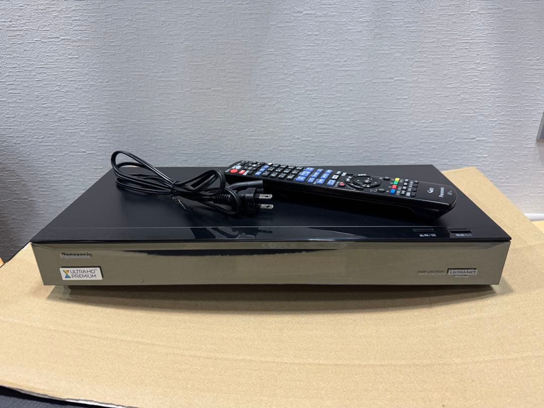 美品！ 3チューナー 2TBパナソニック DMR-UBZ2020 2017年製