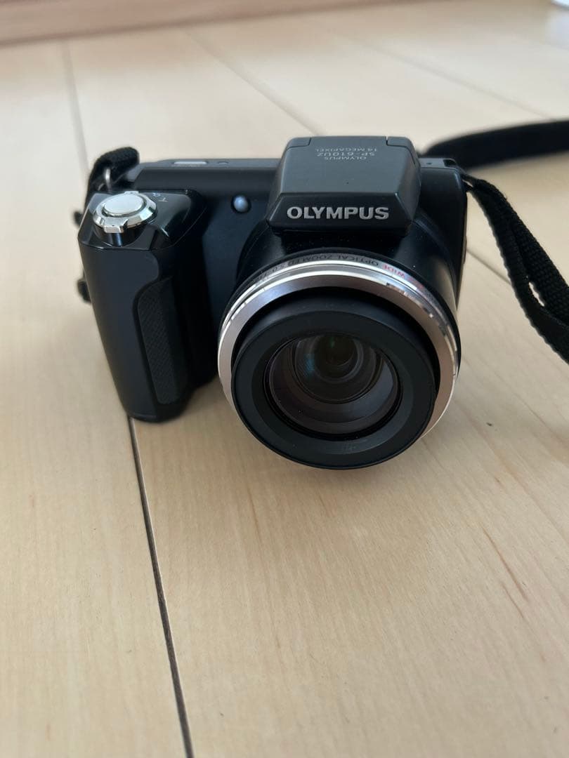オリンパスSP-610UZ　コンパクトカメラ動作確認済み