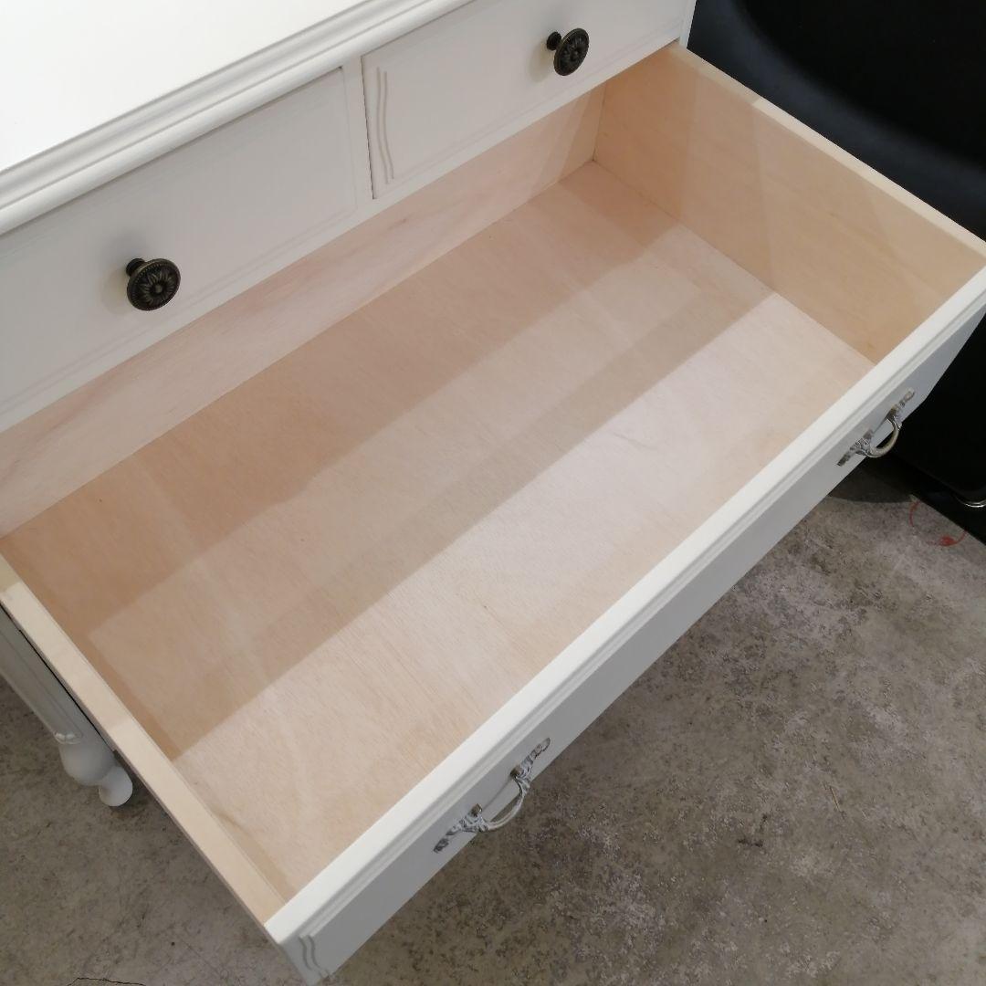 ちとせ様i+【美品】 セリーヌ チェスト 東海家具 天然木 エレガント ホワイト