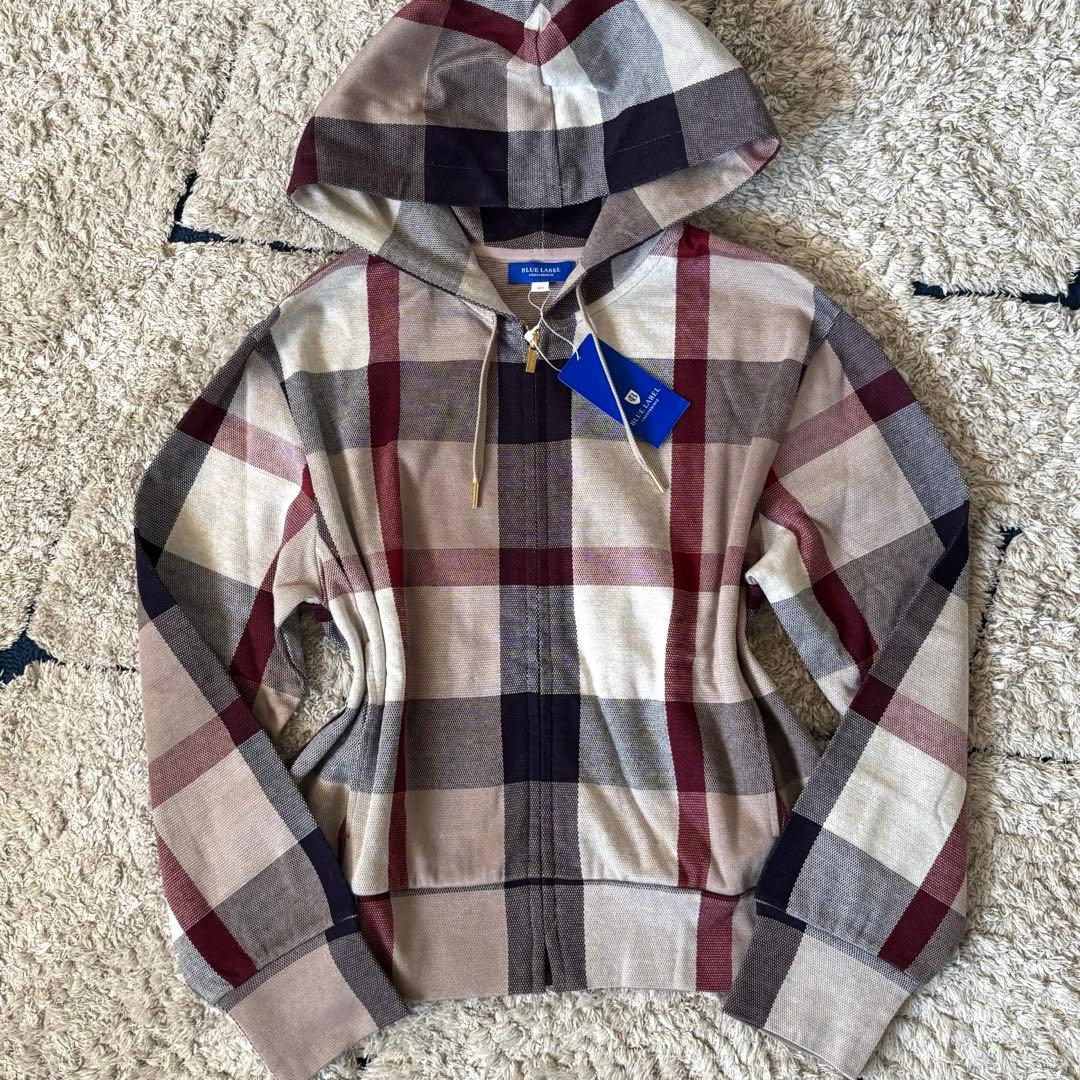 【タグ付き✨】ブルーレーベルクレストブリッジ　パーカー　チェック　フード　40