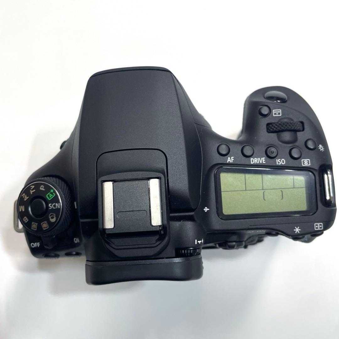 Canon EOS 90D とCanon EFS 18-135mmレンズセット