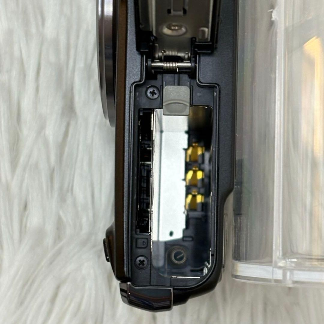 CASIO エクシリム　EX-H15 充電器　ブラック コンデジ　動作品