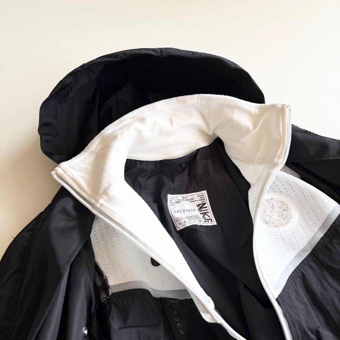 【ナイキ × サカイ】 ドッキング フーデッドブルゾン ジャケット XS 黒