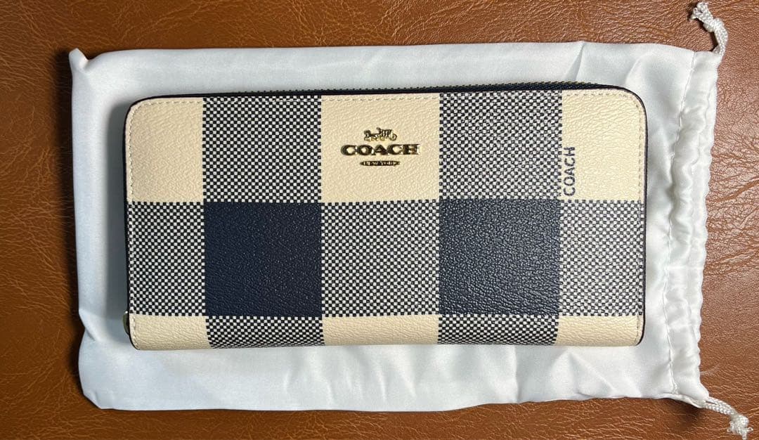 COACH チェック柄 ラウンドファスナー長財布