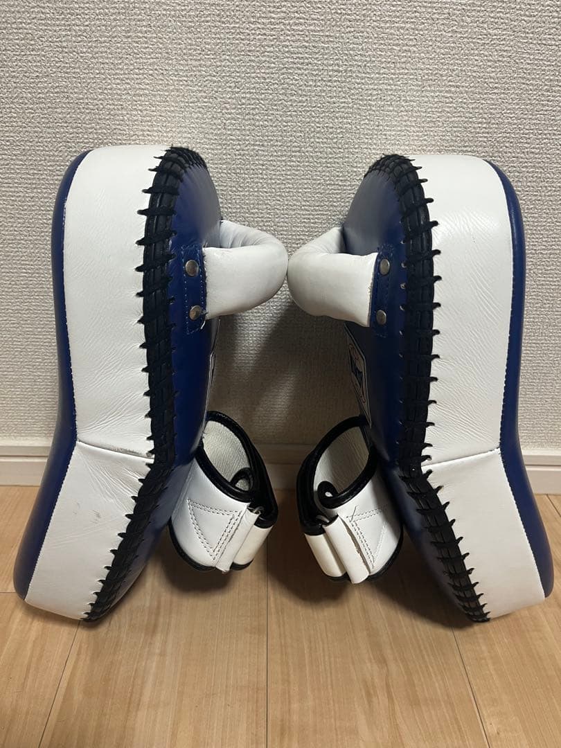 WINDY KP-8 キックミット 青