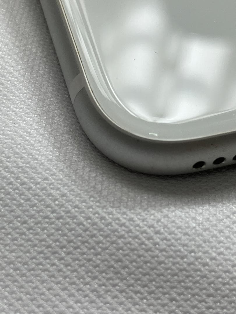 【超美品】iPhone SE 第2世代 128GB/バッテリー91%/おまけ付