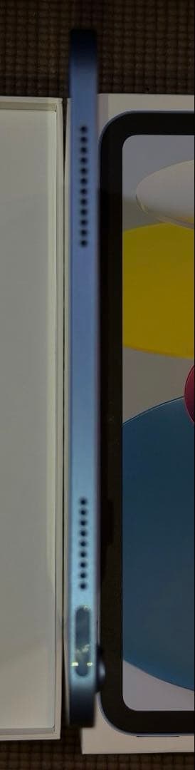 【美品】iPad 第10世代 10.9インチ 64GB ブルー　箱・付属品付き