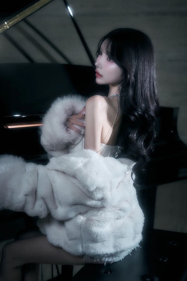 BELEARMIMI ベリアミミ ボリュームファーコート white