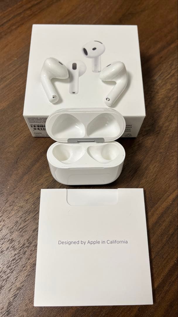【美品】Apple AirPods 4 ANC搭載モデル　限定保証26年7月まで