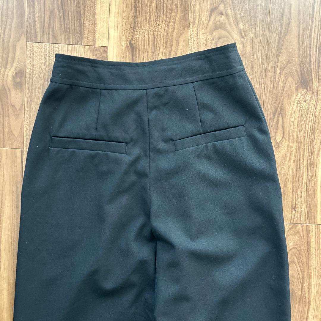 【LOHEN ローヘン】裾タックウールパンツ　ブラック