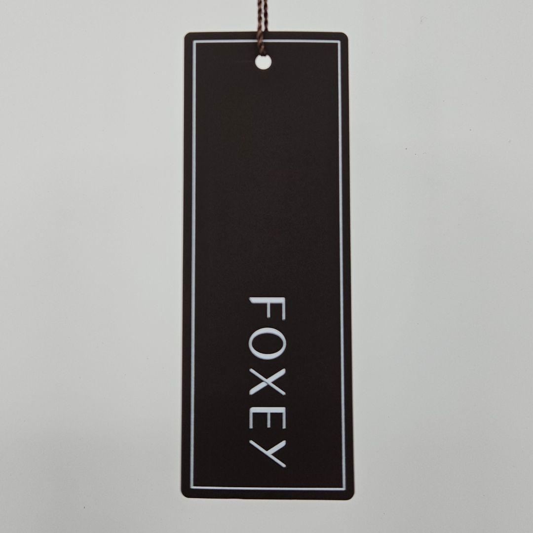 【新品未使用】フォクシー　カトレア　ワンピース　刺繍　近年　刺繍　ネイビー 38