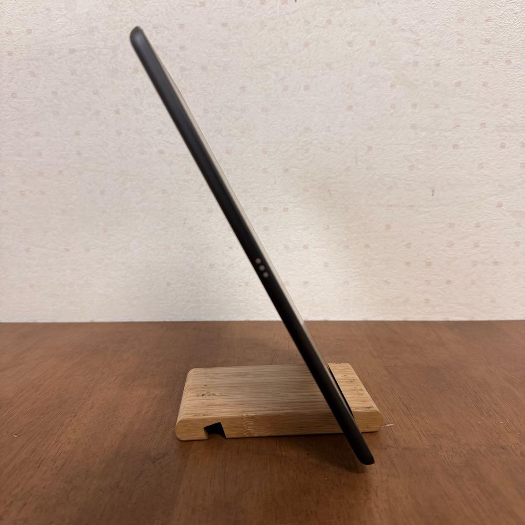 ● 美品 iPad 第9世代 64GB MK2K3J/A バッテリー100％