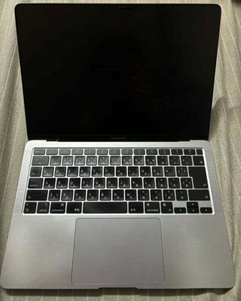 MacBook Air (Apple M1) シルバー