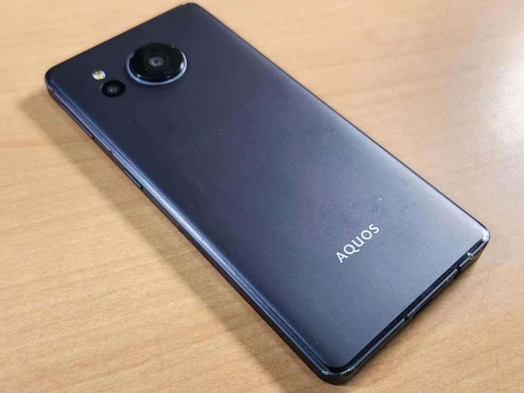 スマートフォン本体 013100E AQUOS sense7 plus A208SH 128GB