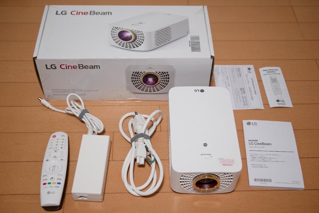 プロジェクター LG CineBeam HF60LS