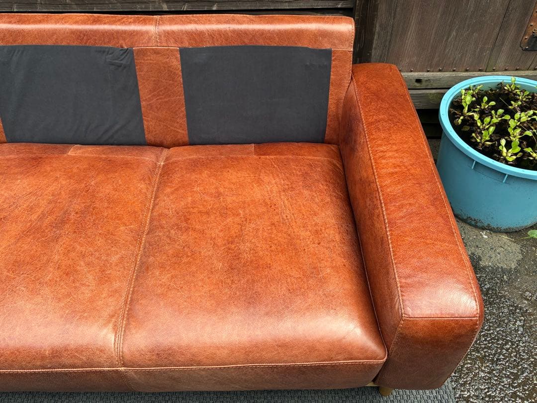 unico　SUABI　スアビ　3シーター　レザーソファ　仙台　宮城