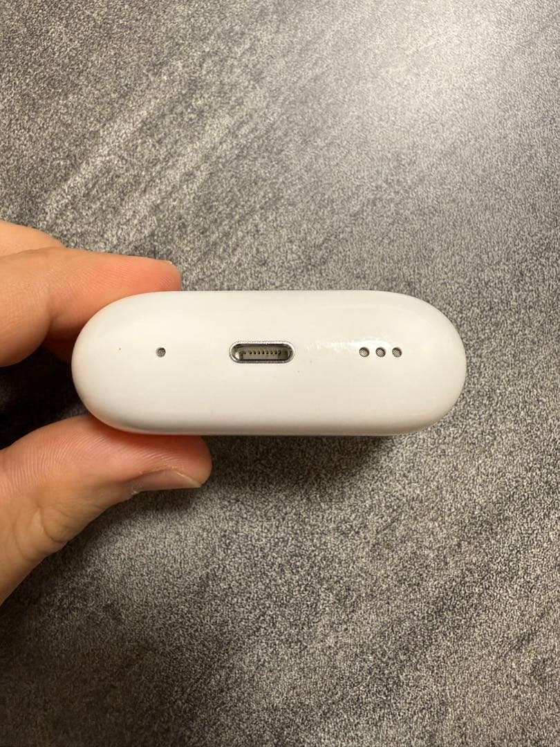 AirPodsPro 第二世代 本体 ホワイト イヤーチップ付き