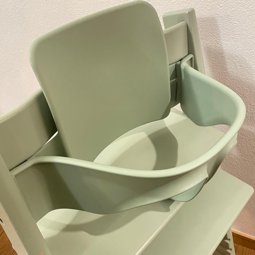 ストッケ　トリップ トラップ　ベビーチェア+ベビーセット+トレイ付　モスグリーン