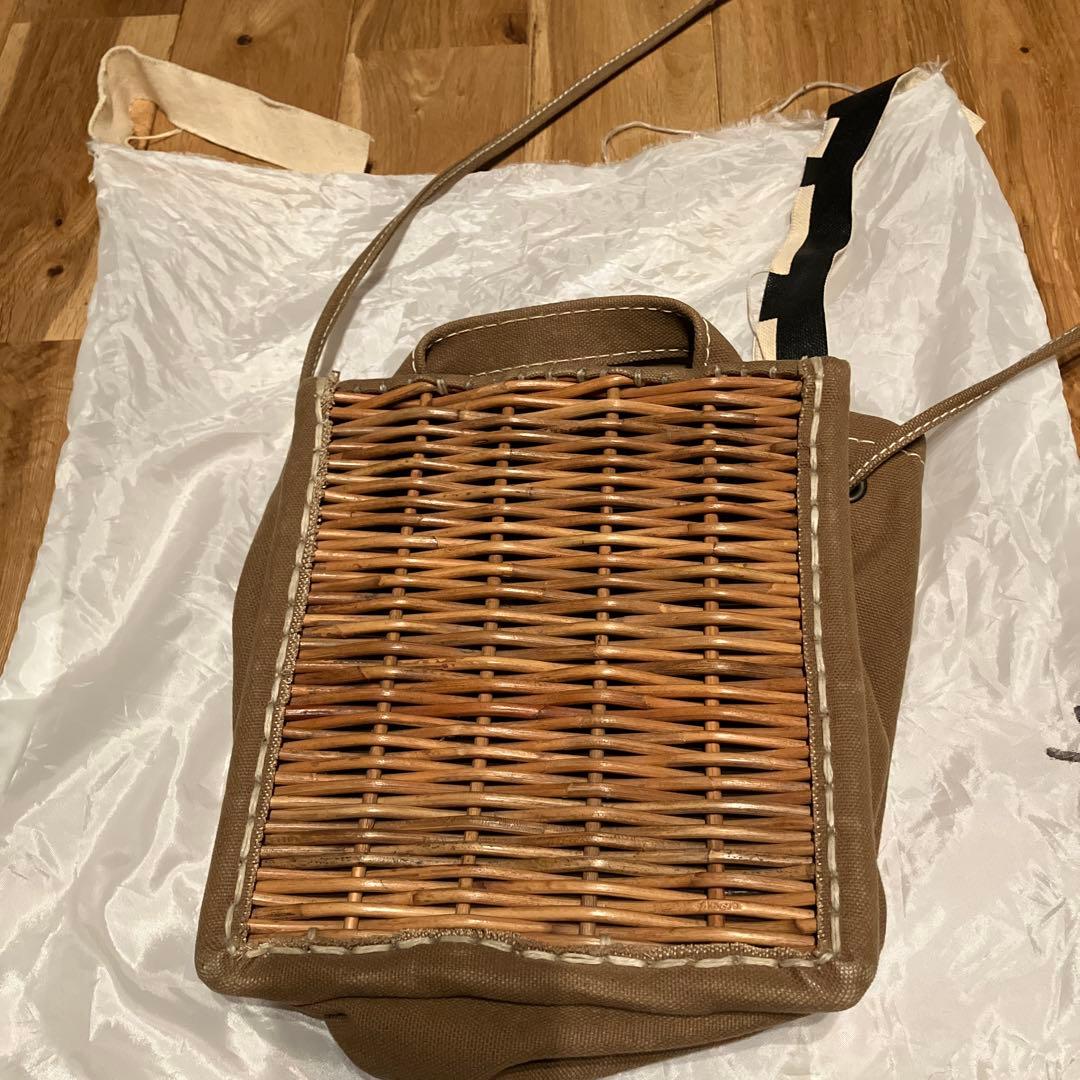 エバゴスブラウン 籐と帆布のかごバッグ