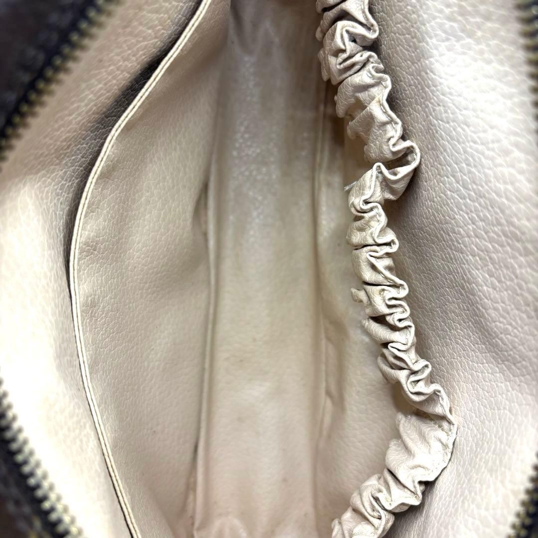 美品✨ ルイヴィトン トゥルース トワレット23 モノグラム クラッチバッグ