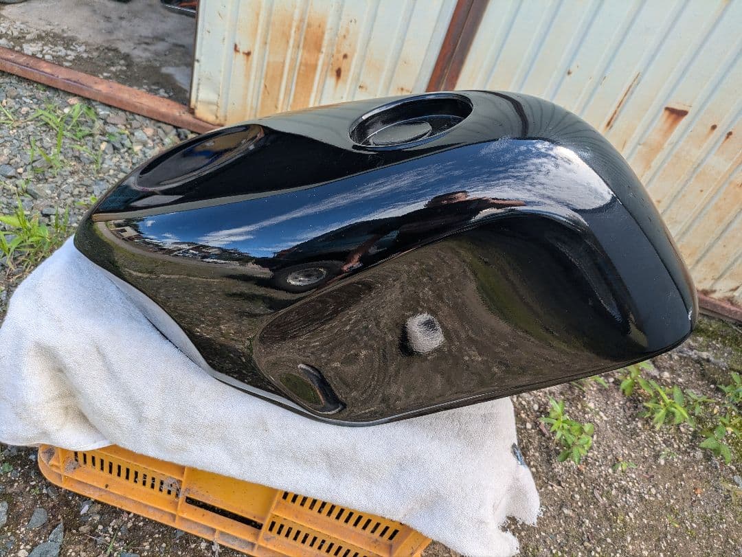 TZR250　3MA　燃料タンク