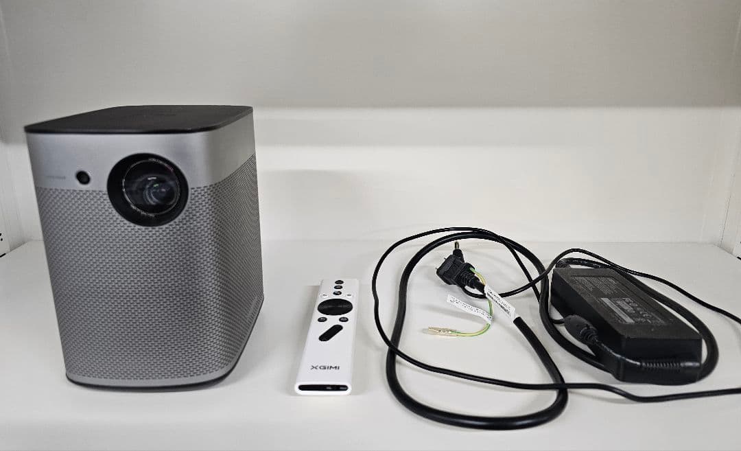 XGIMI Halo ポータブルプロジェクター