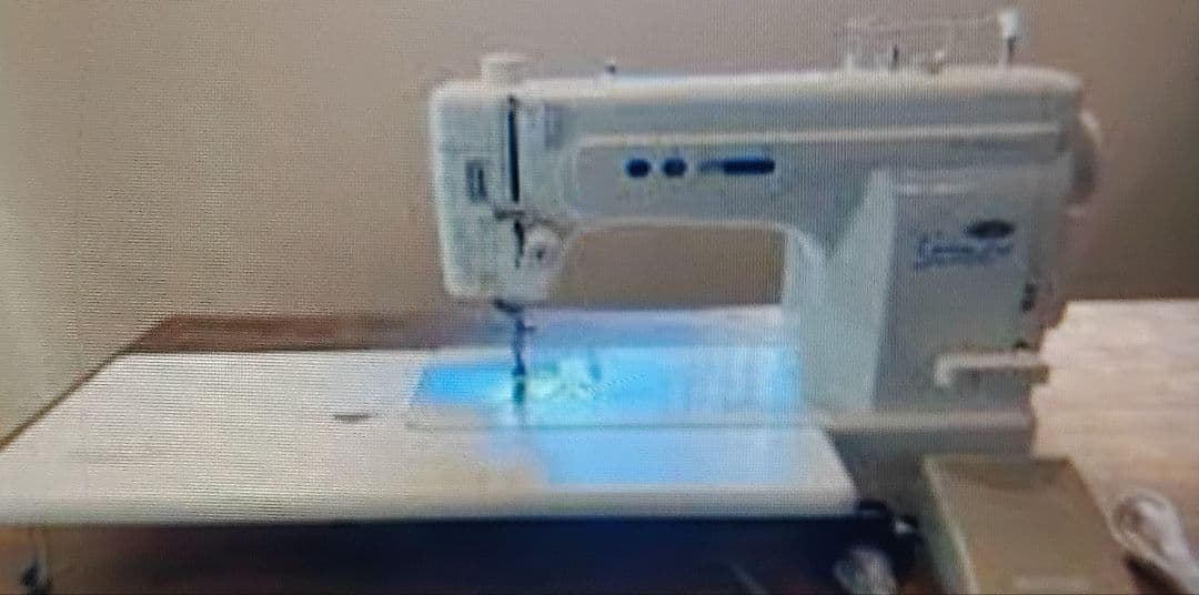 大人気 職業用 ベビーロック エクシムプロ ミシン 本体 ハンドメイド 手芸