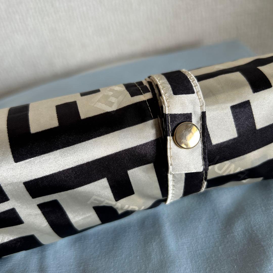 FENDI フェンディ　ズッカ柄　FFロゴ 折りたたみ傘