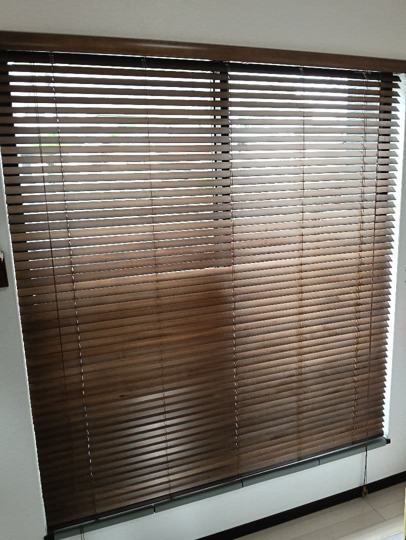ブラウン 木製ブラインド
