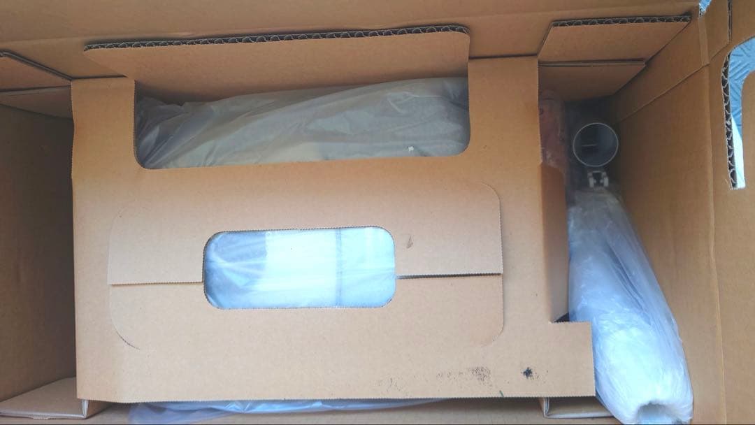 TOSHIBA エアロサイクロン掃除機 VC-CX8E 新品未使用