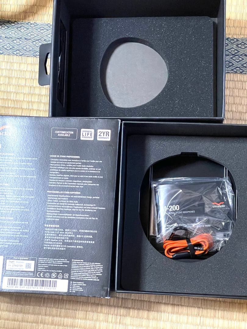 ヘッドホン v-moda M-200