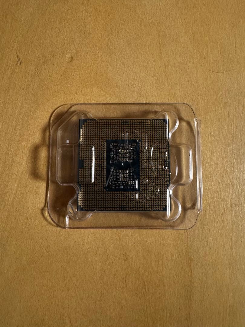 Intel Core i5-10400F CPU 本体、純正CPUクーラー