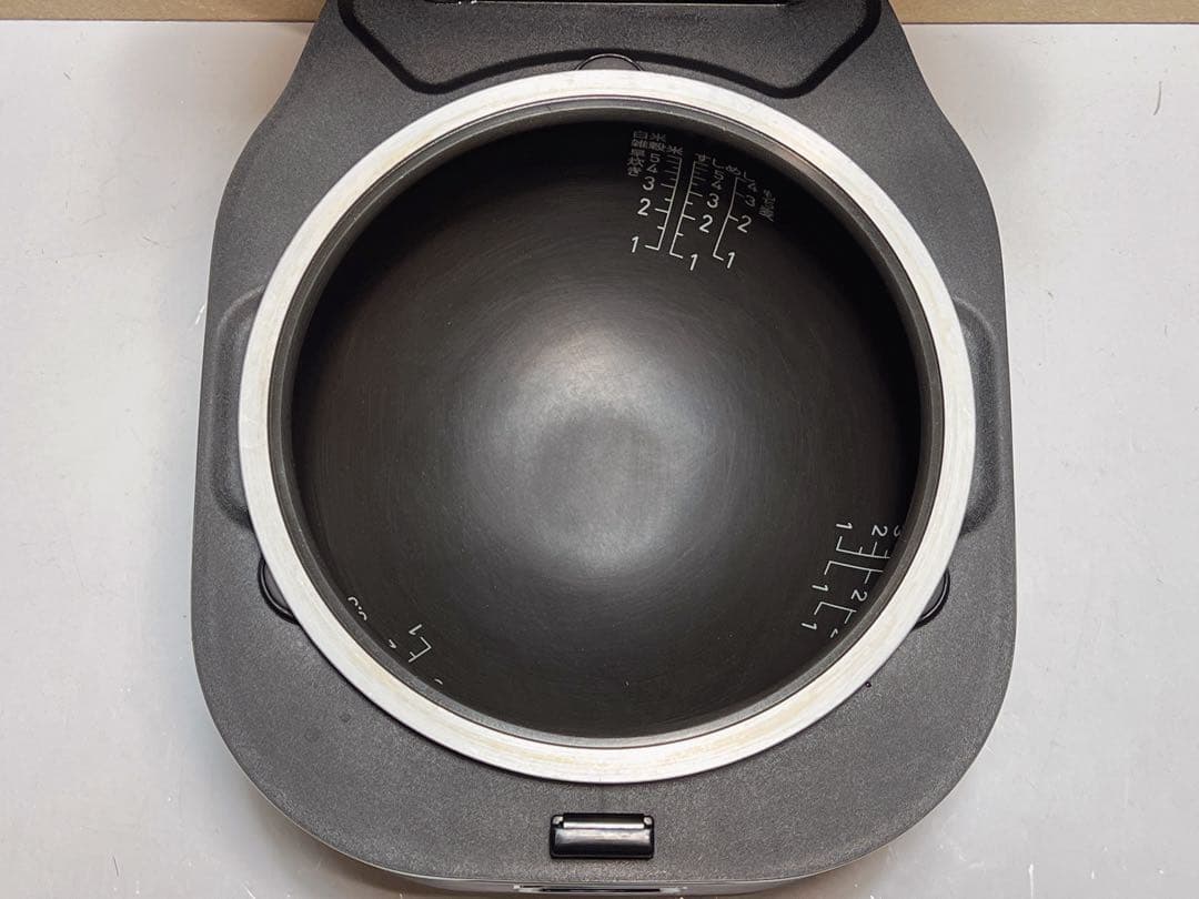 T-fal ザ・ライス　遠赤外線3DIH炊飯器 シルバー RK890EJP