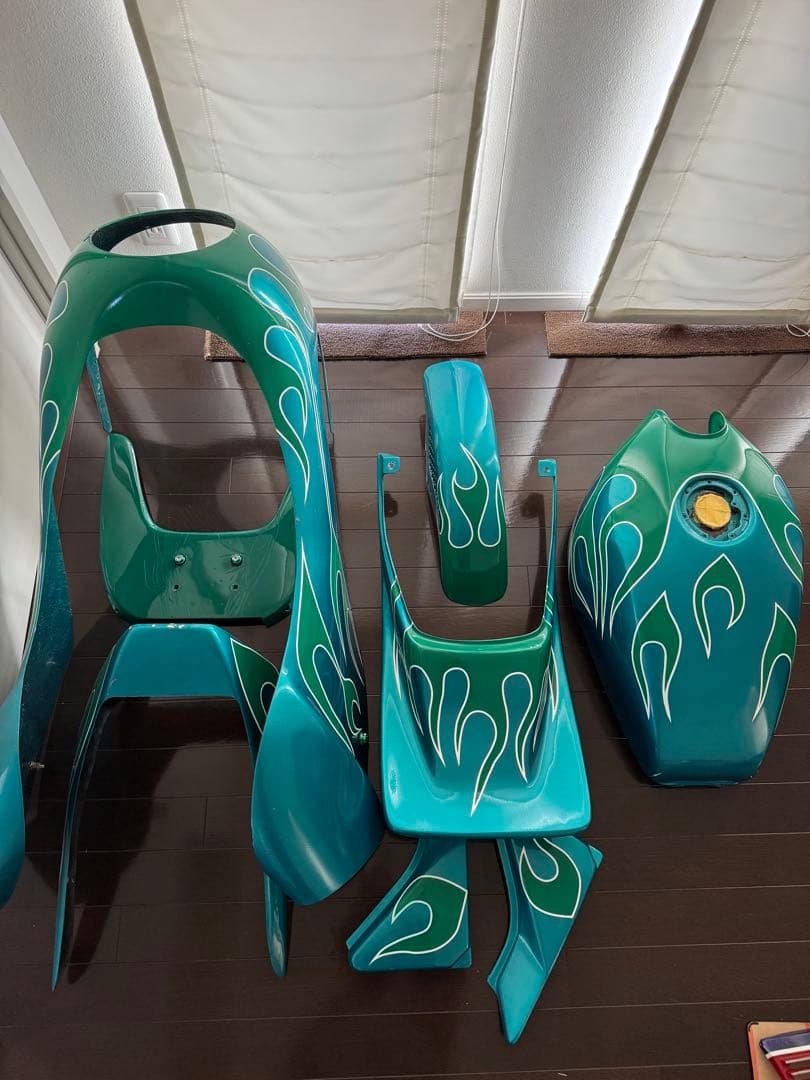 ゼファー400 外装