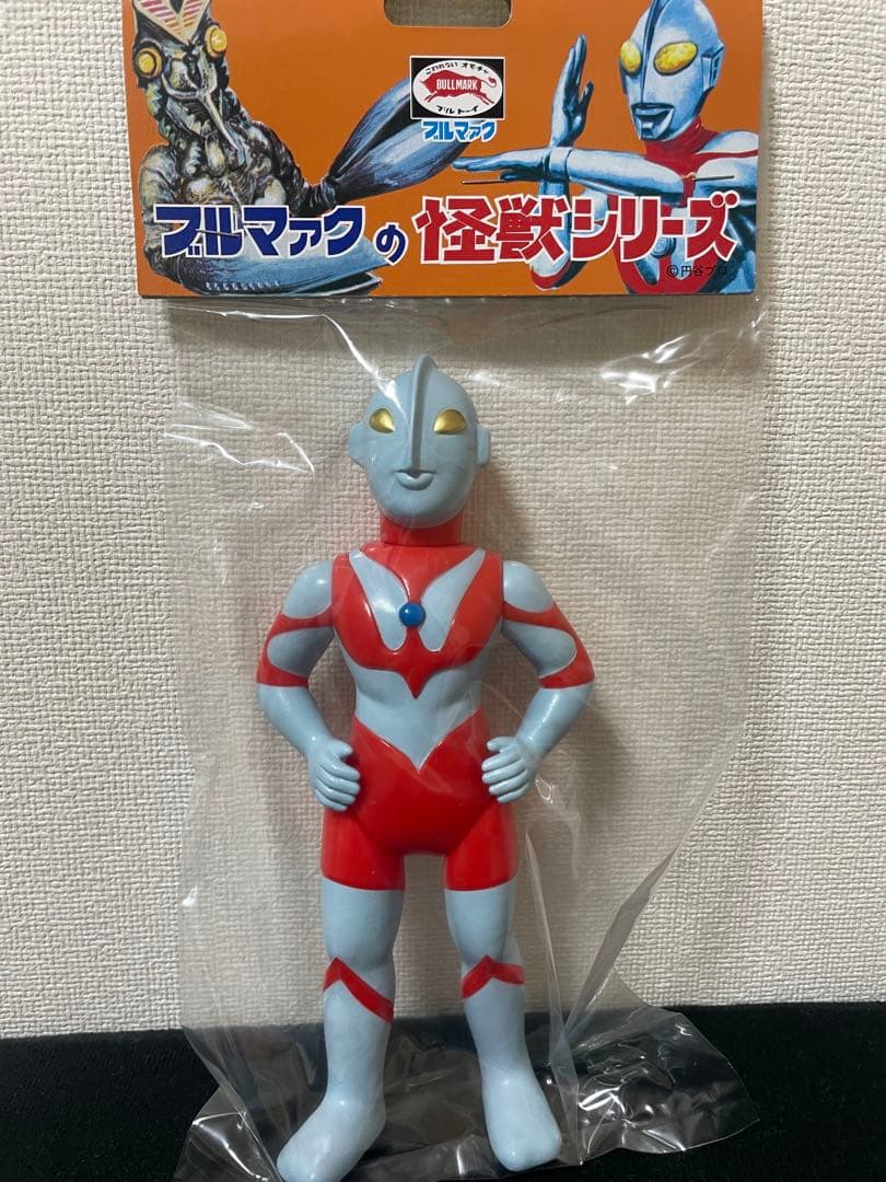 ブルマァクSウルトラマン レトロ　新品未開封　ソフビ