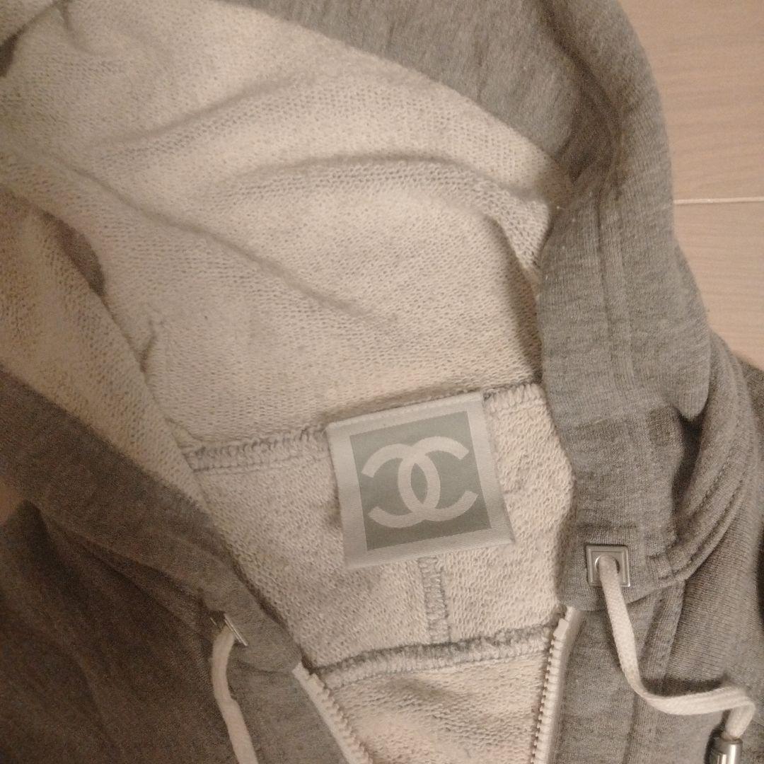 Chanel グレー フード付きパーカー