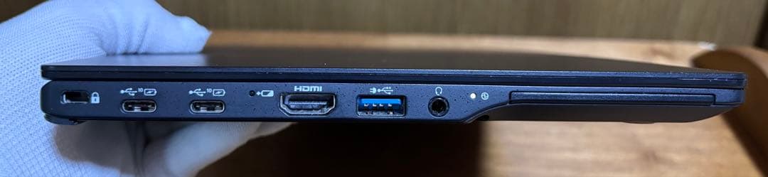 LIFEBOOK U9311/F 2021/7製 11世代CPU 極軽極薄