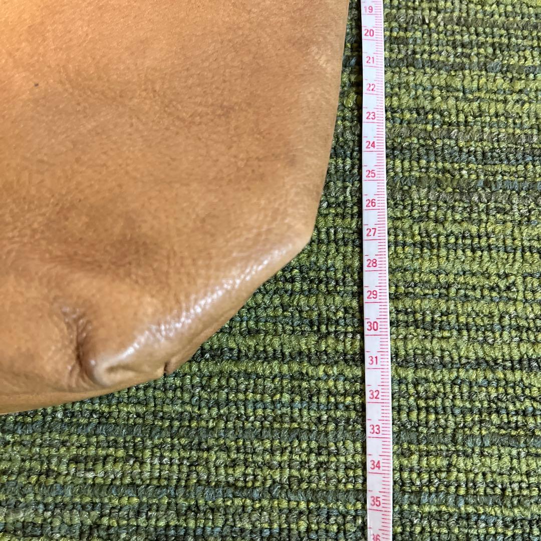 IL BISONTE ベージュレザー バッグ