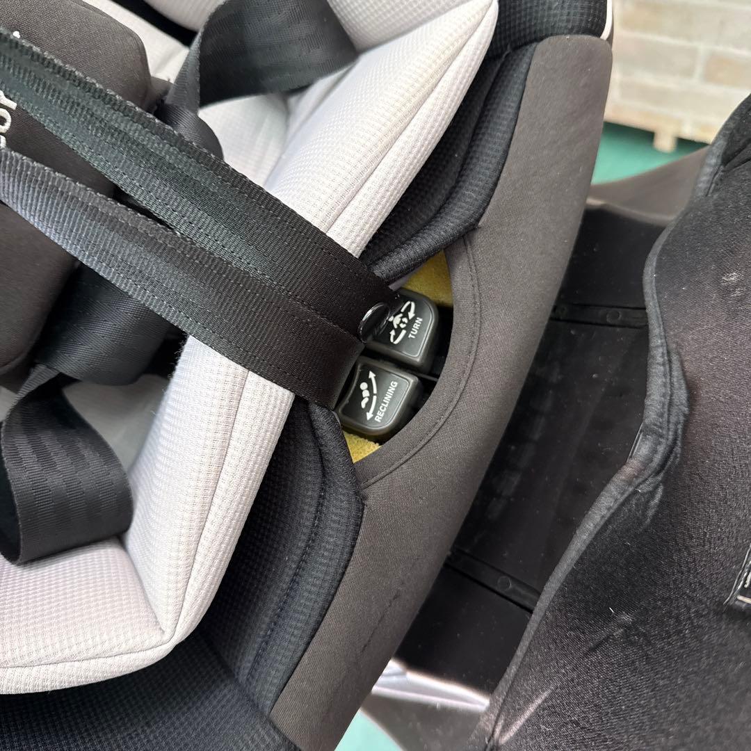 コンビ　チャイルドシート isofix クルムーヴスマート　エッグショック