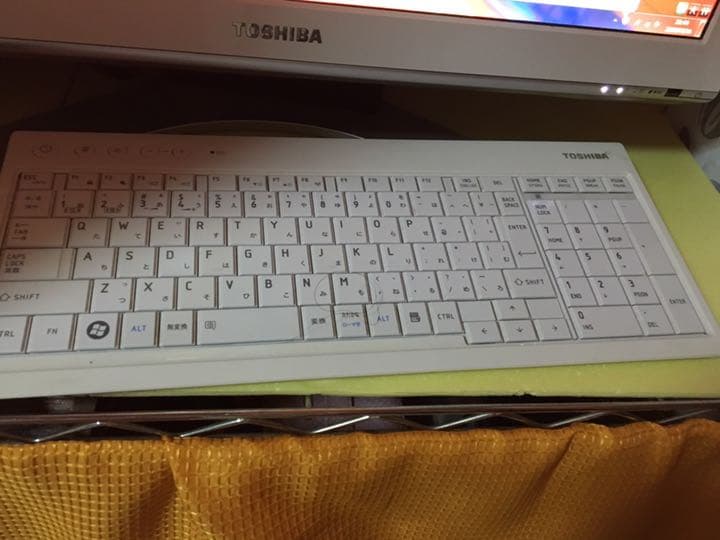 フルHD、PS4対応、ホワイトレグザ、1000G