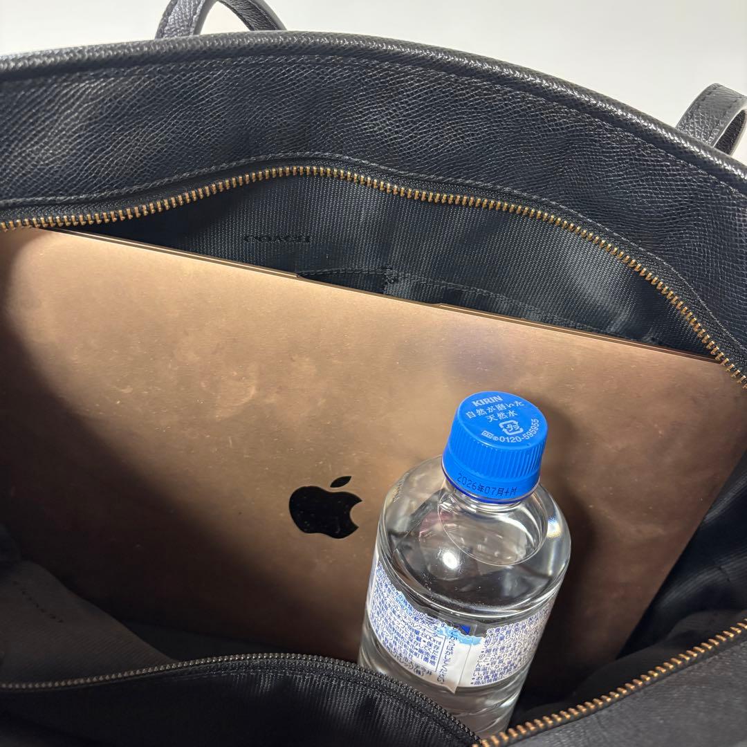 【美品】コーチトートバッグ ショルダーバック 通勤 通学 A4 PCビジネス