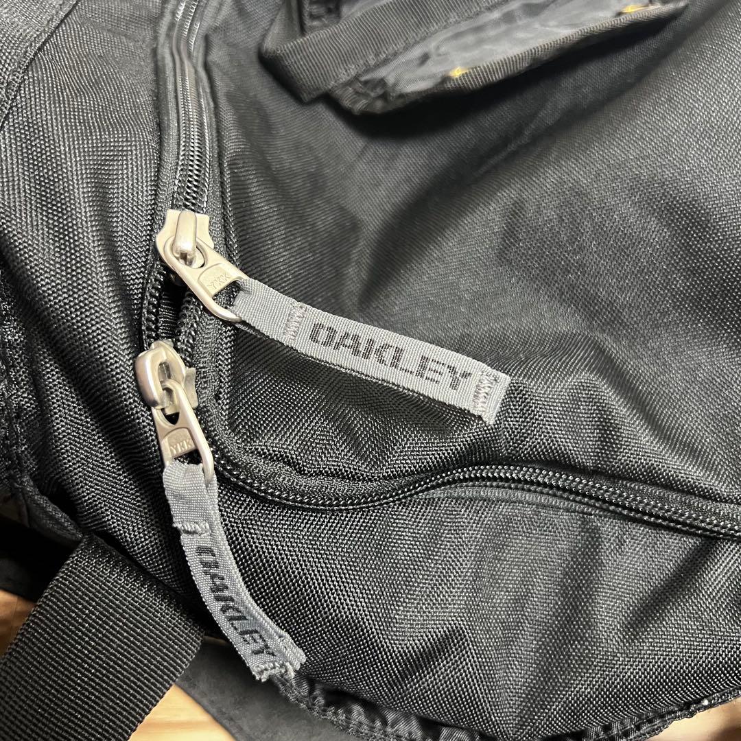 Oakley ブラック ボストンバッグ